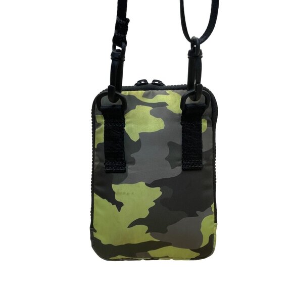 Lululemon Unisex Green/Black Camouflage Adjustable Strap Compact Crossbody Bag - Picture 4 of 13